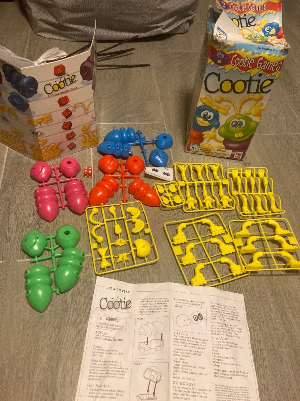 Vintage 1999 Cootie Game Complete